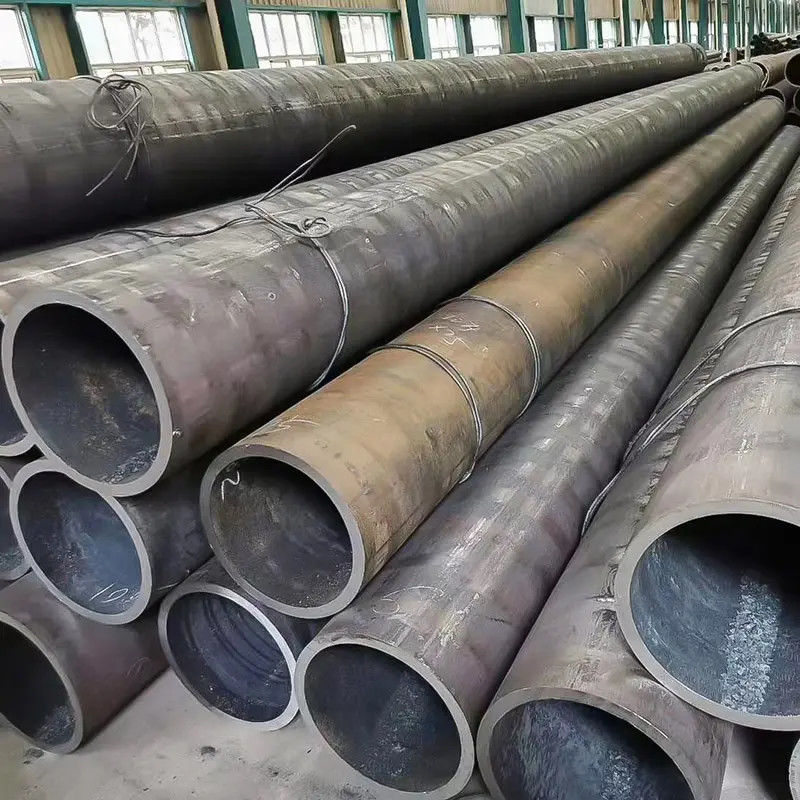 AISI 4130 Tubo sem costura de aço leve tubo redondo laminado a quente grau A Lista Ferro preto